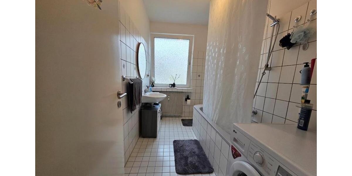 Etagenwohnung Oberhausen - 2 Zimmer, 70 m&sup2;, 570&euro; | Angebot:26036964