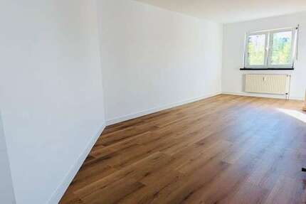 Wohnung Mülheim an der Ruhr Broich - 1 Zimmer, 49 m&sup2;, 410&euro; | Angebot:26333656