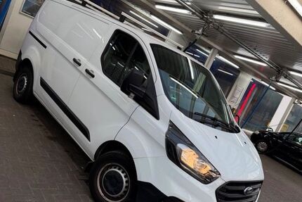 Ford Transit Custom 95.000 km 13.900 &euro; Bochum 44805