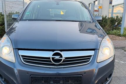 Opel Zafira 243.000 km 3.499 &euro; Oberhausen 46047