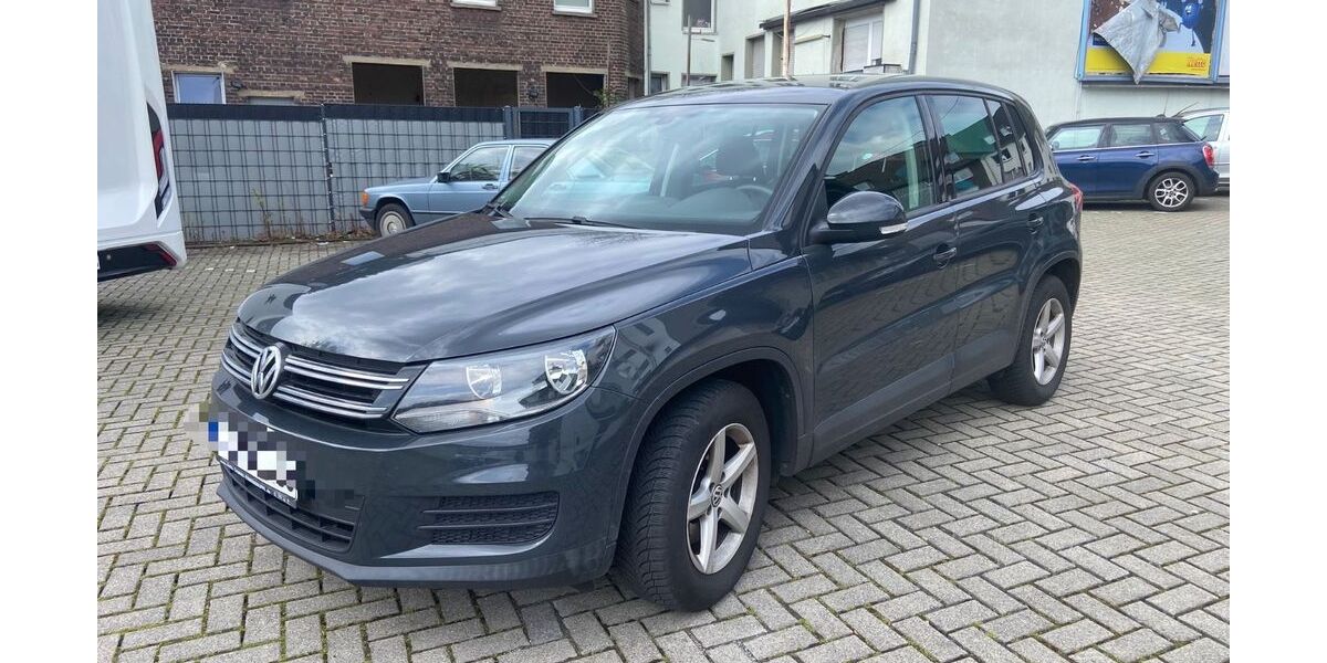 VW Tiguan 178.000 km 8.000 &euro; Bottrop 46236