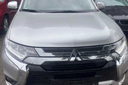 Mitsubishi Outlander 43.500 km 22.990 &euro; Oer- Erkenschwick 45739
