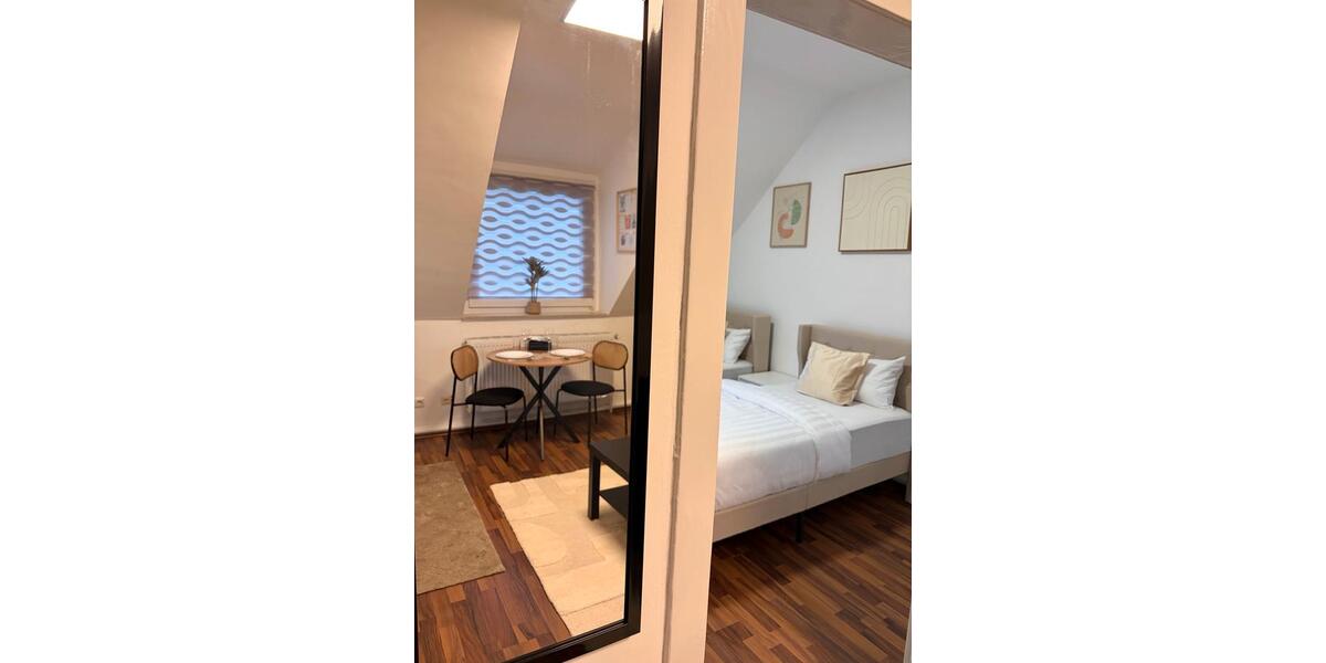 Dachgeschoßwohnung Essen Stadtbezirk III - 3 Zimmer, 55 m&sup2;, 2.100&euro; | Angebot:25317745