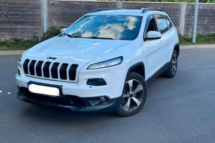 Jeep Cherokee 261.974 km 8.000 &euro; castrop-Rauxel 44577