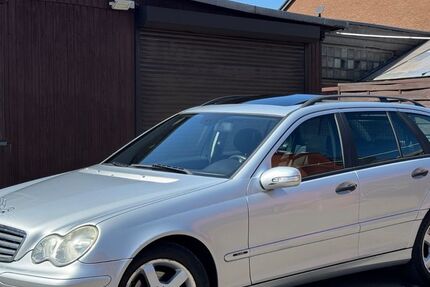 Mercedes-Benz C 220 239.000 km 2.900 &euro; Duisburg 47179