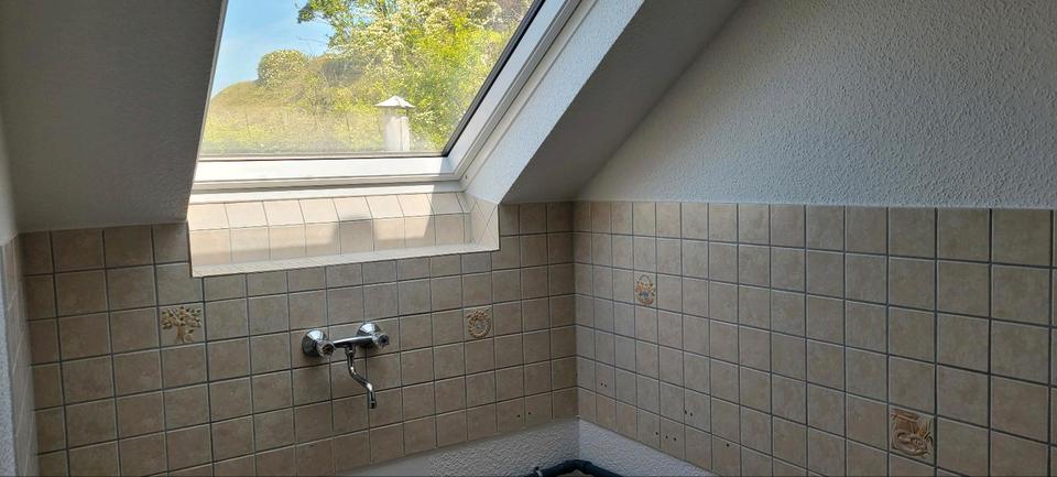 Dachgeschoßwohnung Essen Stadtbezirk VIII - 2 Zimmer, 38 m&sup2;, 380&euro; | Angebot:26296364