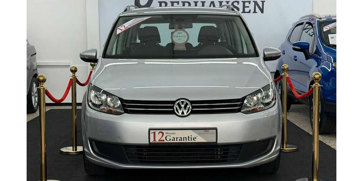 VW Touran 104.763 km 8.999 &euro; Oberhausen 46049