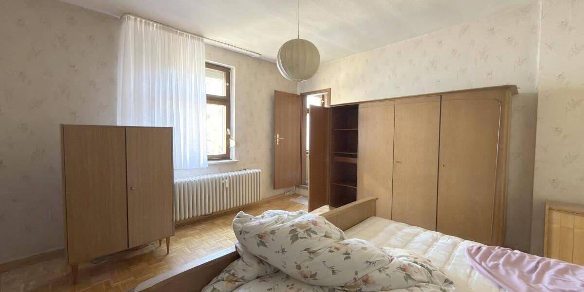 Etagenwohnung Oberhausen Altstadt-Süd - 6 Zimmer, 180 m&sup2;, 2.100&euro; | Angebot:26190385