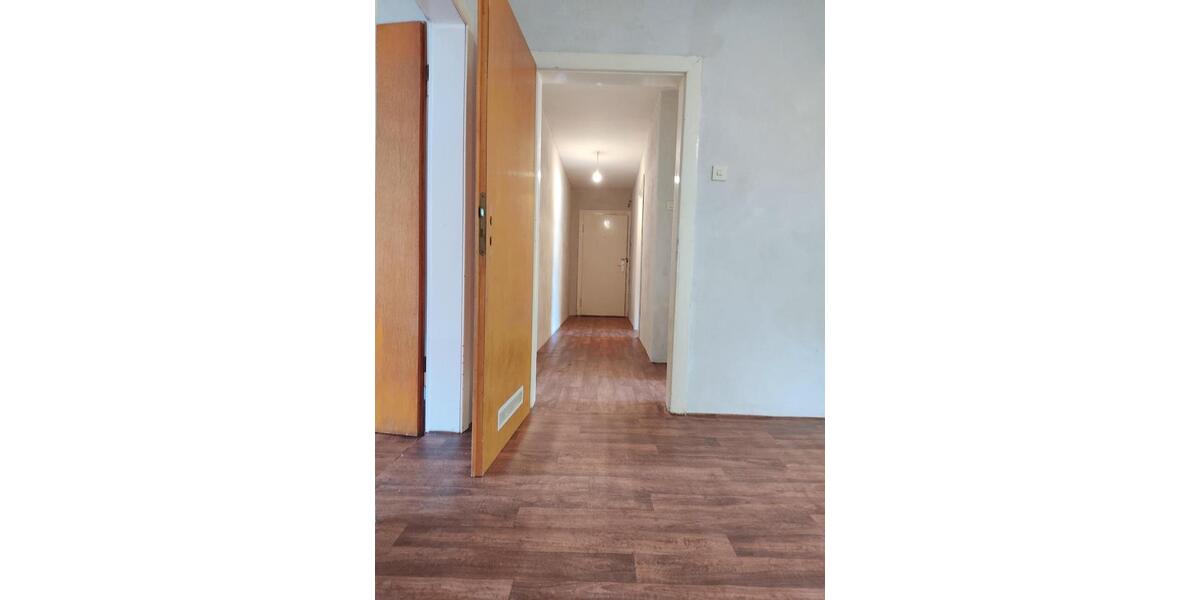 Dachgeschoßwohnung Gelsenkirchen Rotthausen - 2.5 Zimmer, 57 m&sup2;, 399&euro; | Angebot:25995515