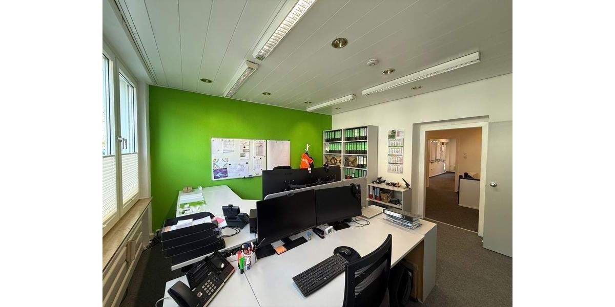 Gewerbeobjekt Essen Holsterhausen - 1.720&euro; | Angebot:25899800