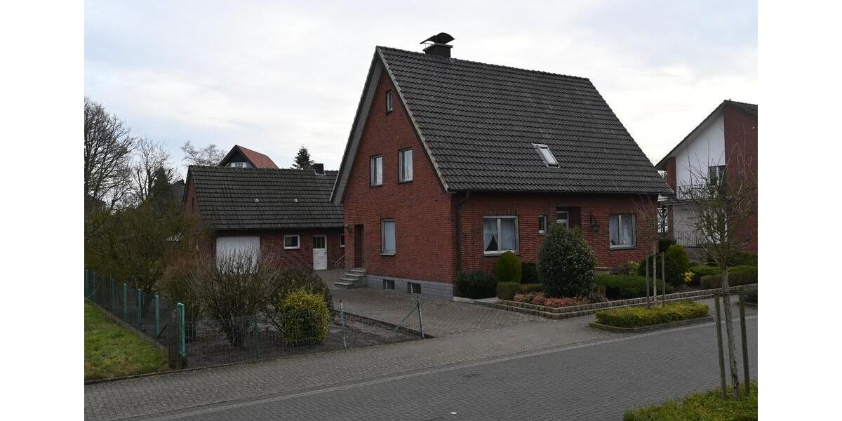 Einfamilienhaus Borken - 9 Zimmer, 158 m&sup2;, 295.000&euro; | Angebot:26906429