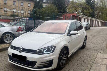 VW Golf 217.000 km 11.500 &euro; Essen 45143