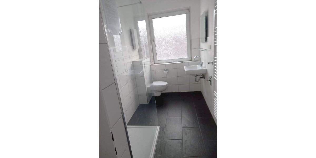 Etagenwohnung Oberhausen Osterfeld-West - 2 Zimmer, 70 m&sup2;, 598&euro; | Angebot:26261524