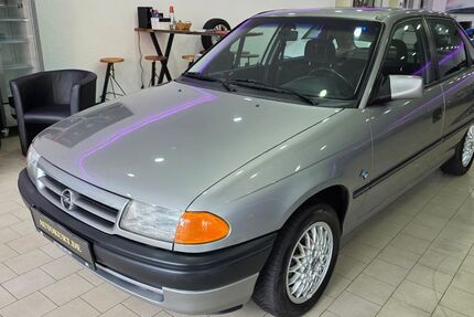 Opel Astra 108.811 km 4.390 &euro; Recklinghausen 45661