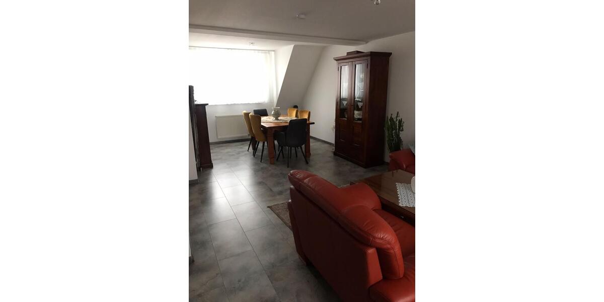 Dachgeschoßwohnung Duisburg Duisburg-Mitte - 3.5 Zimmer, 78 m&sup2;, 874&euro; | Angebot:26265915
