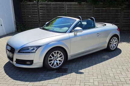Audi TT 180.793 km 7.400 &euro; Oberhausen 46147