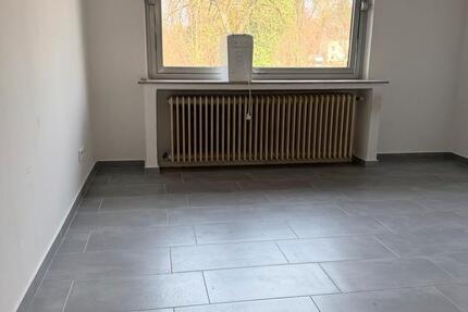 Wohnung Bochum Bochum-Mitte - 2 Zimmer, 42 m&sup2;, 500&euro; | Angebot:26250325