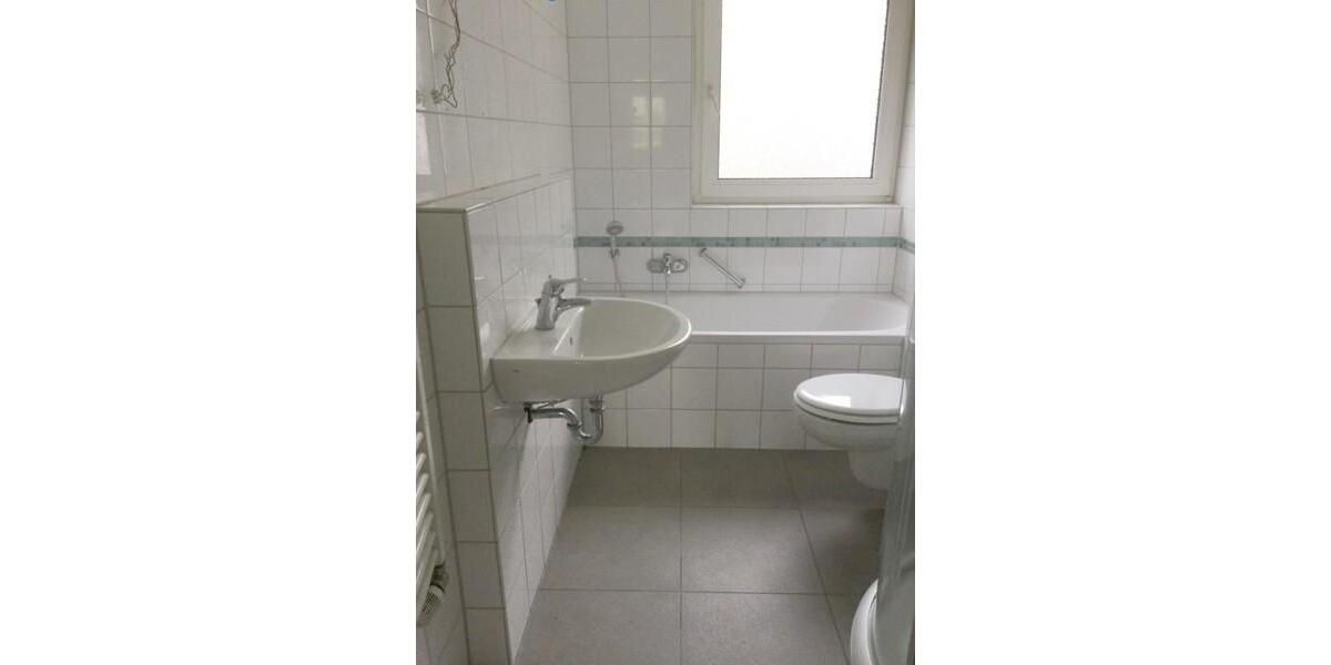 Erdgeschoßwohnung Essen Stadtbezirk VII - 3 Zimmer, 69 m&sup2;, 635&euro; | Angebot:26099675