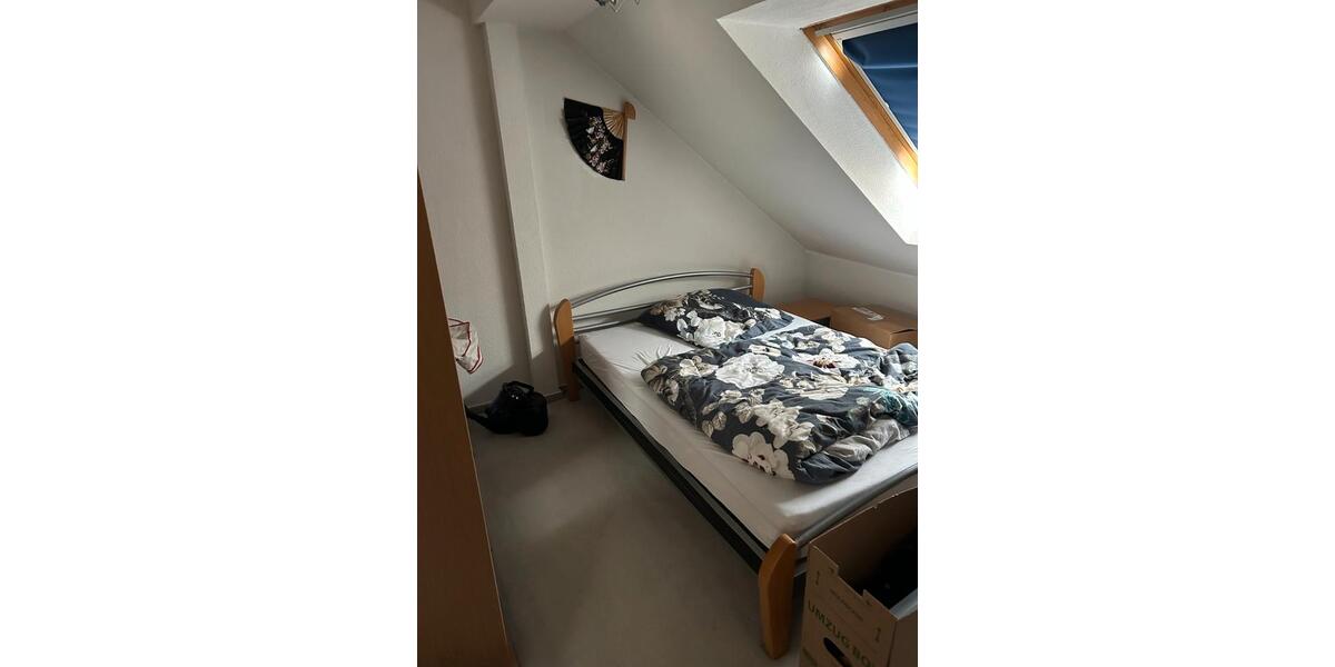 Dachgeschoßwohnung Essen Stadtkern - 2 Zimmer, 58 m&sup2;, 540&euro; | Angebot:26025037