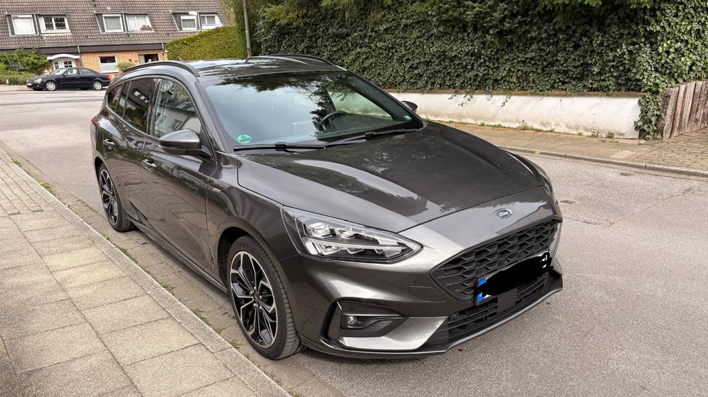 Ford Focus 90.000 km 13.890 &euro; Essen 45149