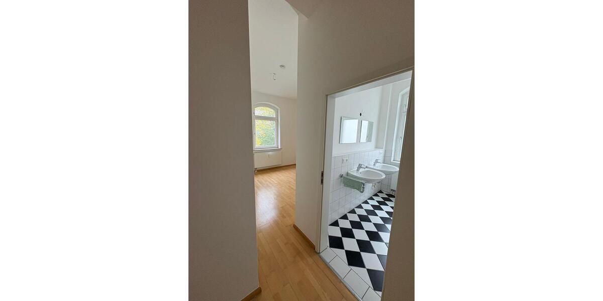 Etagenwohnung Wesel Fusternberg - 4 Zimmer, 127 m&sup2;, 1.150&euro; | Angebot:25792031