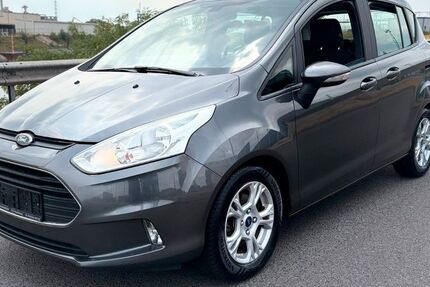 Ford B-Max 143.156 km 4.999 &euro; Duisburg 47138