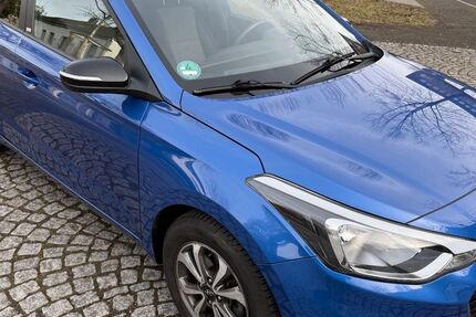Hyundai i20 150.000 km 6.950 &euro; Mülheim an der Ruhr 45476