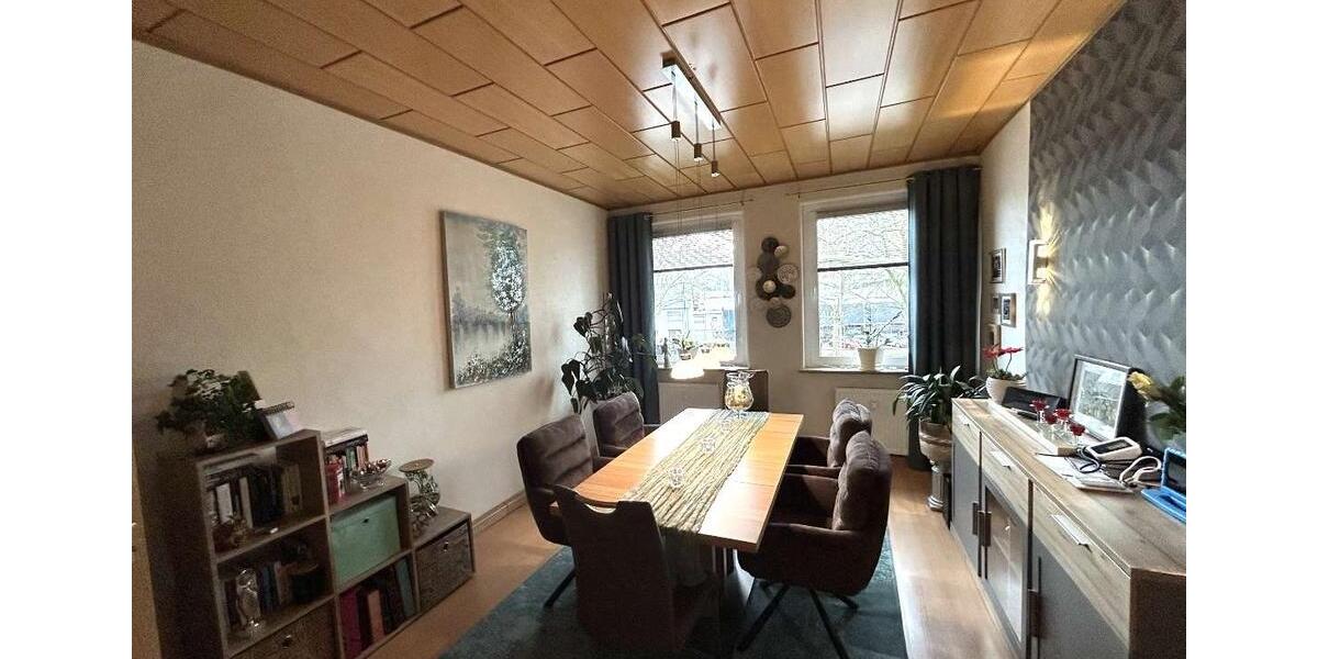 Etagenwohnung Essen Stadtbezirk II - 3 Zimmer, 77 m&sup2;, 998&euro; | Angebot:25859708