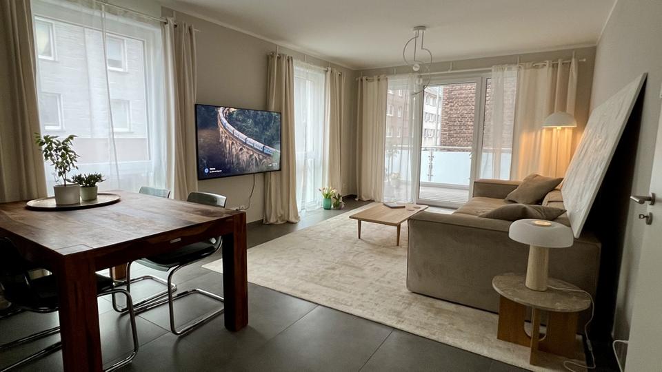 Etagenwohnung Duisburg Duisburg-Mitte - 2 Zimmer, 83 m&sup2;, 1.100&euro; | Angebot:25648648