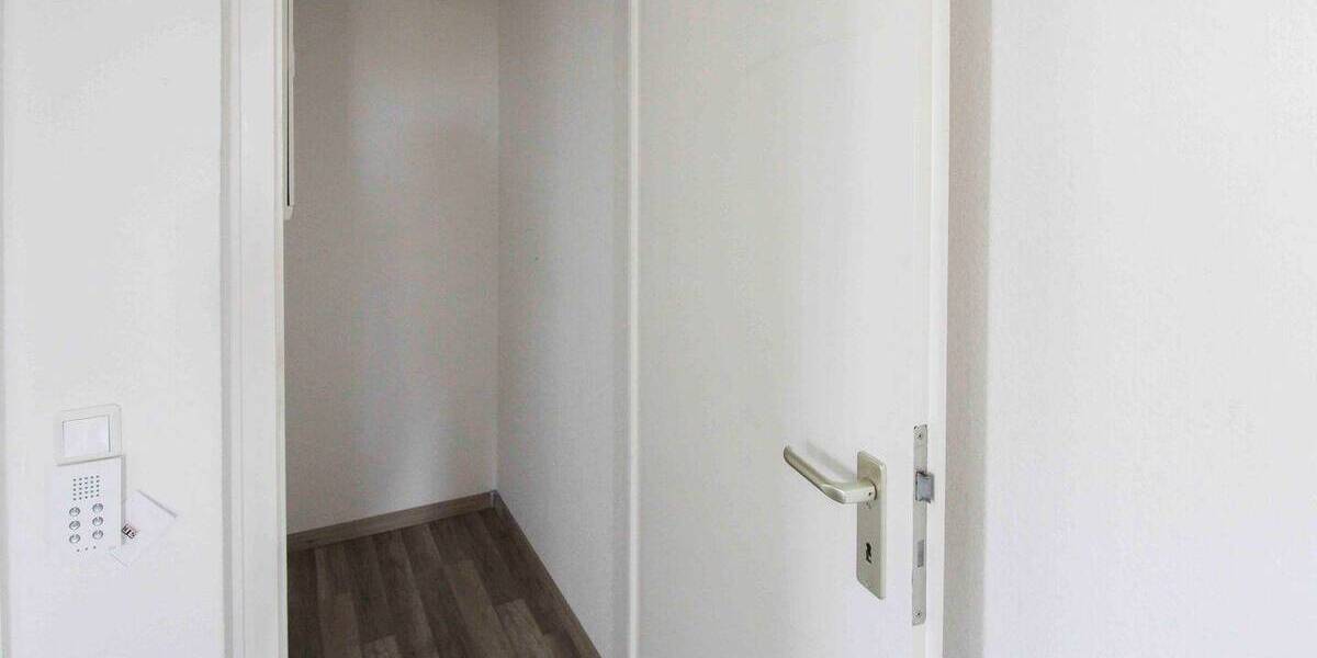 Etagenwohnung Duisburg Rumeln-Kaldenhausen - 3 Zimmer, 74 m&sup2;, 165.000&euro; | Angebot:26764028