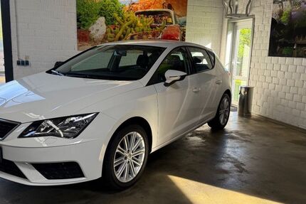 Seat Leon 70.623 km 10.990 &euro; Wesel 46487