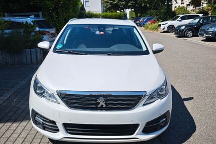 Peugeot 308 147.100 km 7.500 &euro; Essen 45259