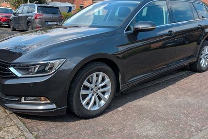 VW Passat Variant 151.000 km 13.500 &euro; Haltern am See 45721