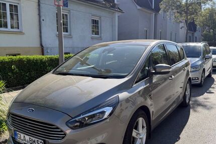 Ford S-Max 104.500 km 13.500 &euro; Gladbeck 45968