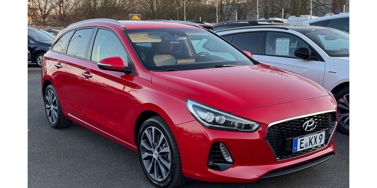 Hyundai i30 54.000 km 11.290 &euro; Essen 45326