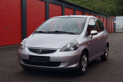 Honda Jazz 104.577 km 3.299 &euro; Oberhausen 46145