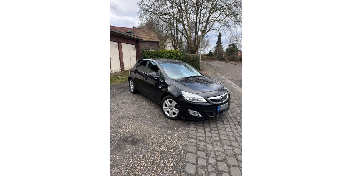 Opel Astra 151.000 km 4.190 &euro; Oberhausen 46119