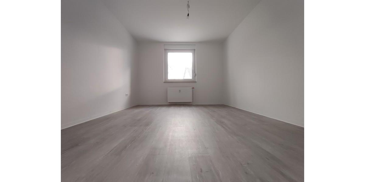 Etagenwohnung Essen Stadtbezirk V - 2 Zimmer, 68 m&sup2;, 649&euro; | Angebot:25881114