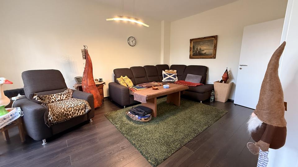 Etagenwohnung Duisburg Duisburg-Mitte - 3 Zimmer, 89 m&sup2;, 700&euro; | Angebot:26300937