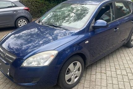 Kia ceed / Ceed 156.798 km 1.099 &euro; Bochum 44801