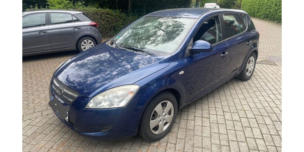 Kia ceed / Ceed 156.798 km 1.099 &euro; Bochum 44801