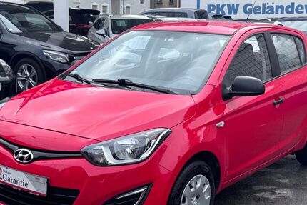Hyundai i20 171.135 km 3.950 &euro; Oberhausen 46045