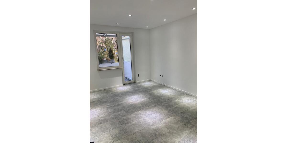 Etagenwohnung Essen Stadtkern - 3.5 Zimmer, 79 m&sup2;, 740&euro; | Angebot:26271508