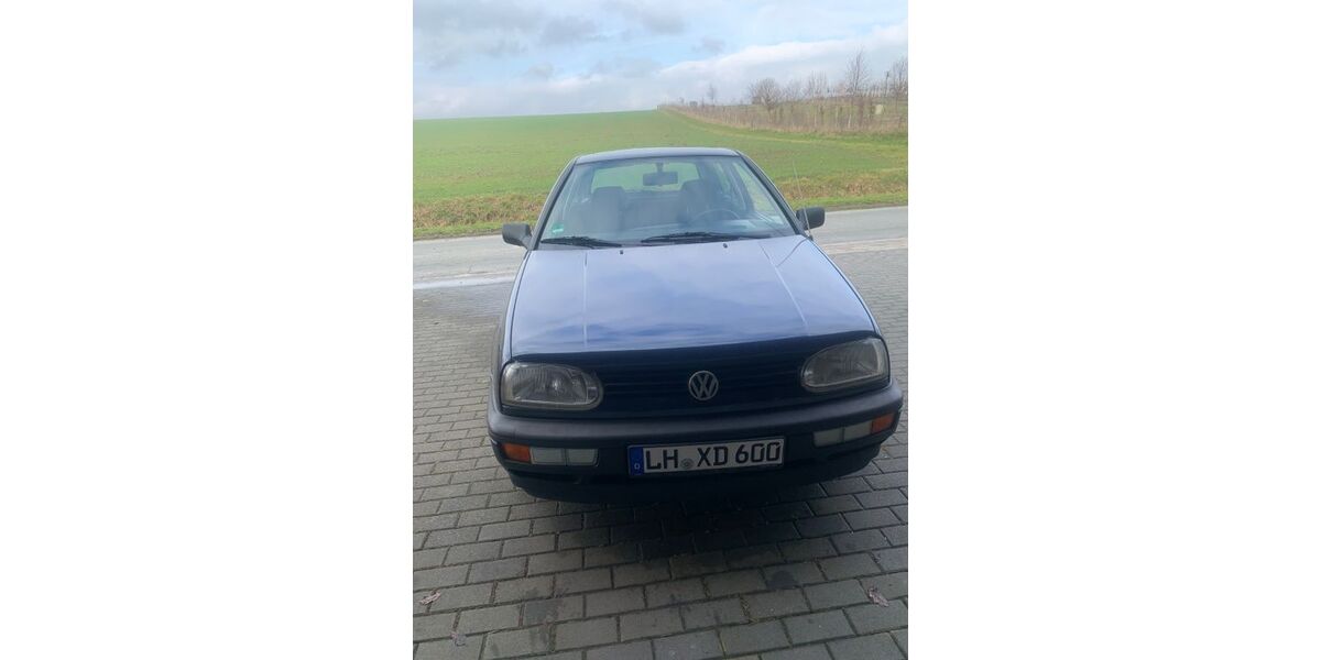 VW Golf 98.500 km 2.199 &euro; Olfen 59399
