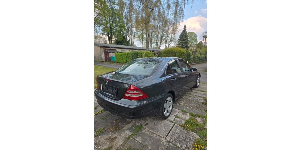 Mercedes-Benz C 200 270.000 km 2.200 &euro; Herne 44623