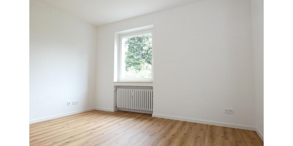 Etagenwohnung Mülheim an der Ruhr - 4 Zimmer, 124 m&sup2;, 1.450&euro; | Angebot:25877313