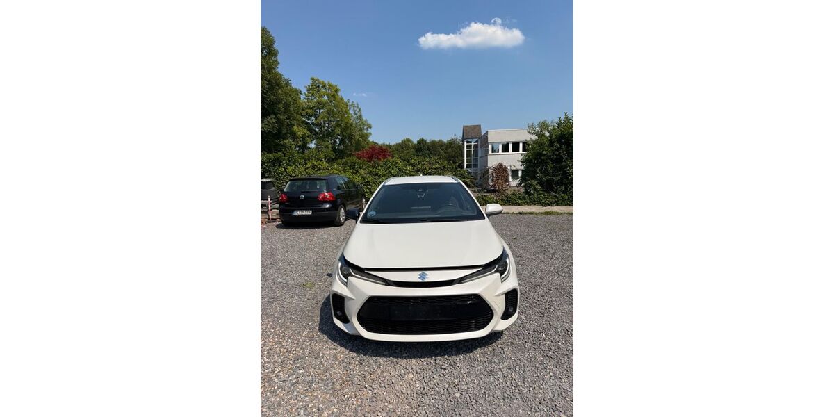 Suzuki Swace 326.988 km 7.490 &euro; Gelsenkirchen 45899