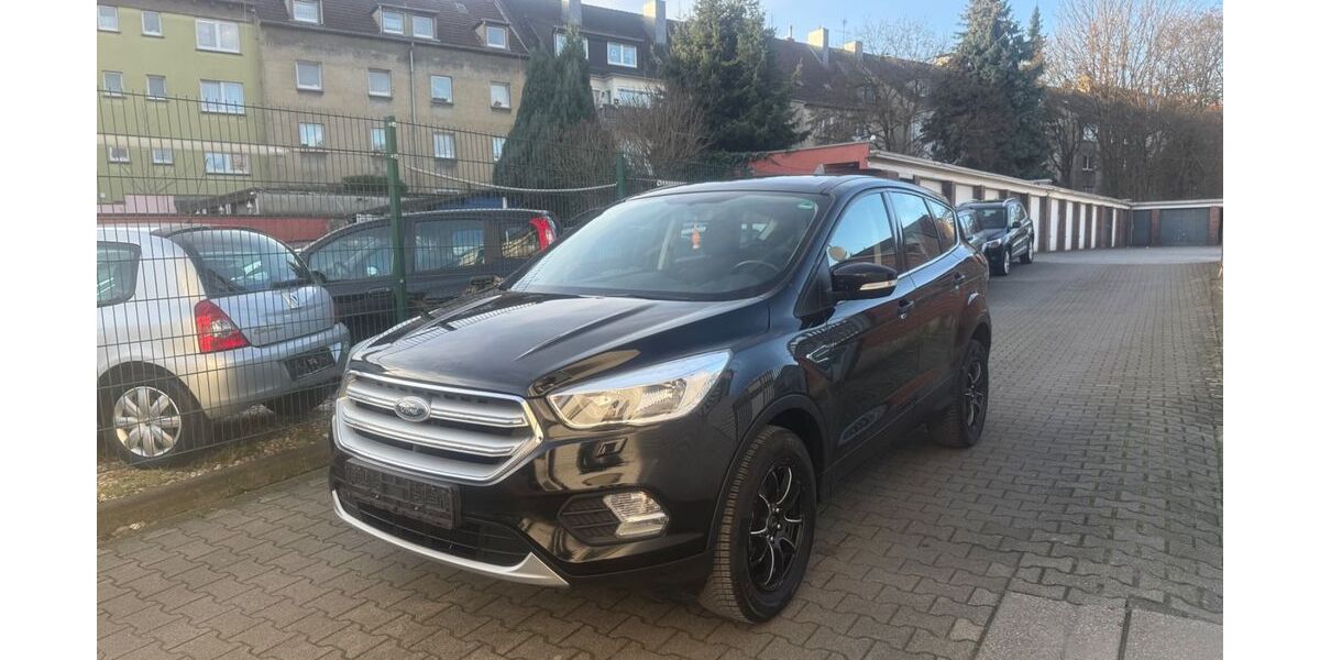 Ford Kuga 145.000 km 8.500 &euro; Essen 45143