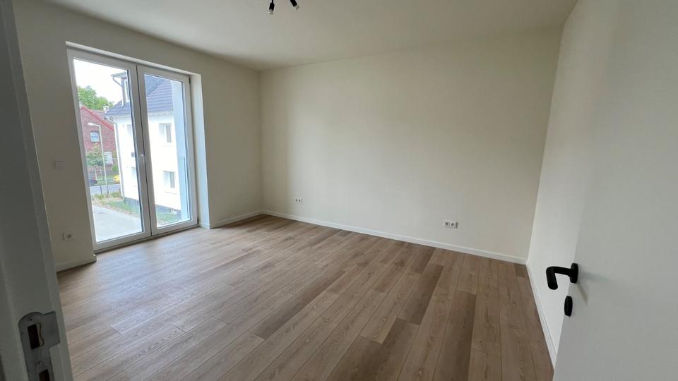 Etagenwohnung Duisburg Hamborn - 2 Zimmer, 68 m&sup2;, 990&euro; | Angebot:26295370