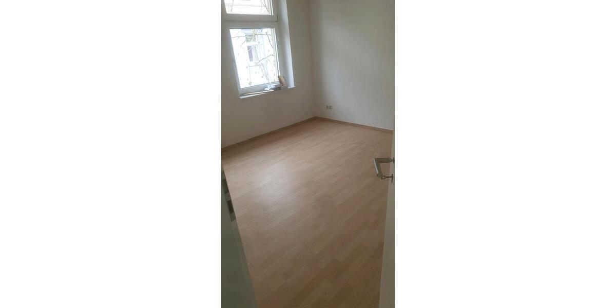 Etagenwohnung Essen Stadtbezirk VII - 4 Zimmer, 85 m&sup2;, 1.000&euro; | Angebot:26272592